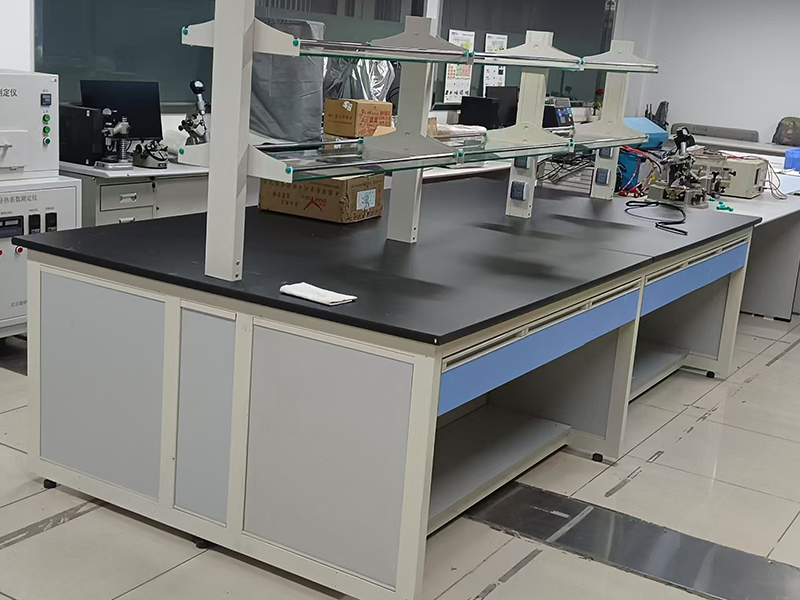 اسٹیل لکڑی لیب بینچ تحقیقی لیبارٹری میں آن سائٹ کیس