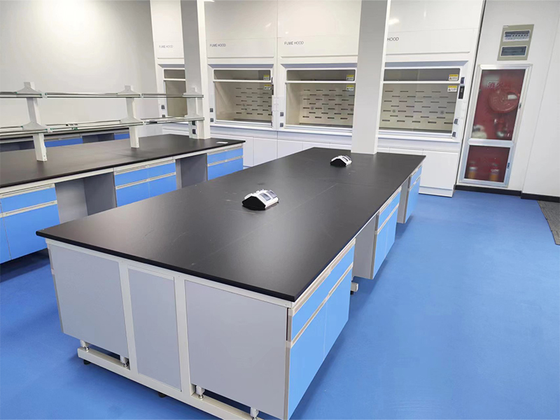 پاکستان میں نئے لیبارٹری منصوبوں کے لیے لیب بینچ کی تنصیب کے رہنما اصول